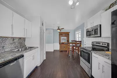 7742 Catalpa Avenue, Hammond, IN 46324 - Photo 10