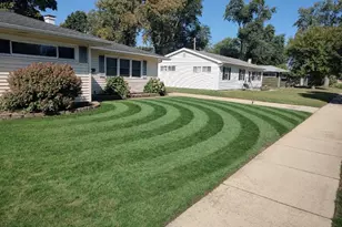 7742 Catalpa Ave, Hammond, IN 46324 - Photo 4