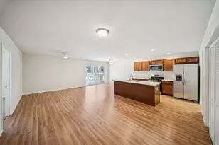 1524 Woodland Ave, Michigan City, IN 46360 - Photo 4