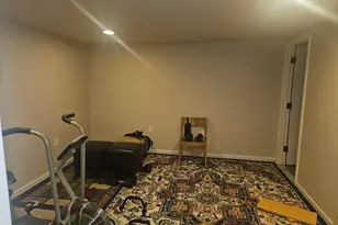 1241 W 56th Ave, Merrillville, IN 46410 - Photo 14