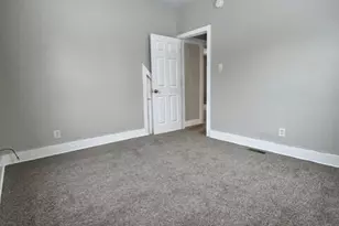 2715 164th Pl, Hammond, IN 46323 - Photo 6