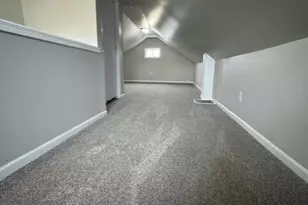 2715 164th Pl, Hammond, IN 46323 - Photo 8