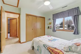 713 N Robin Ct, Griffith, IN 46319 - Photo 18