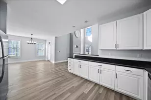 5951 S Dune Harbor Dr, Portage, IN 46368 - Photo 10