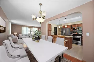 615 Mississinewa St, Chesterton, IN 46304 - Photo 8