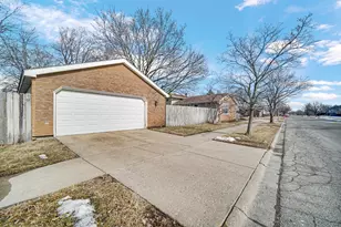 8796 Madison Ave, Munster, IN 46321 - Photo 8