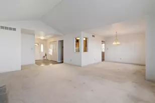 1128 Country Club Dr, Crown Point, IN 46307 - Photo 8