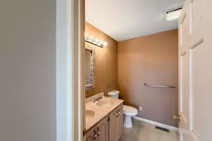 1128 Country Club Dr, Crown Point, IN 46307 - Photo 42