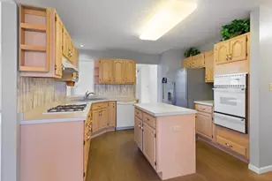 1128 Country Club Dr, Crown Point, IN 46307 - Photo 8