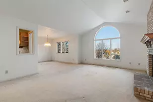 1128 Country Club Dr, Crown Point, IN 46307 - Photo 6