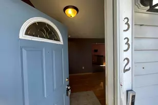 332 Maple St, Crown Point, IN 46307 - Photo 4