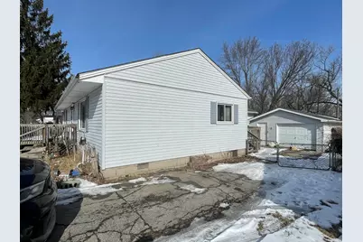 332 Maple Street, Crown Point, IN 46307 - Photo 2