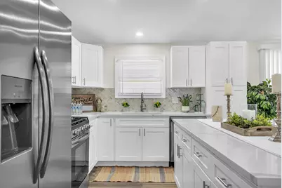 15808 Hendricks Street, Lowell, IN 46356 - Photo 12