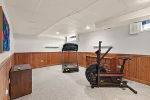 8423 Harrison Ave, Munster, IN 46321 - Photo 28