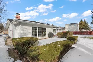 8423 Harrison Ave, Munster, IN 46321 - Photo 34