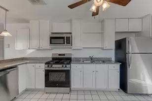 8022 Sycamore Ave, Highland, IN 46322 - Photo 8