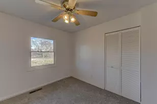 8022 Sycamore Ave, Highland, IN 46322 - Photo 12