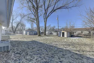 8022 Sycamore Avenue, Highland, IN 46322 - Photo 16