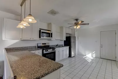 8022 Sycamore Avenue, Highland, IN 46322 - Photo 6