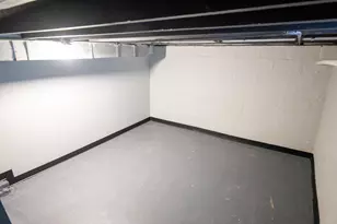 4181 Monroe St, Gary, IN 46408 - Photo 26