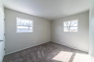 215 Crestwood Dr, Michigan City, IN 46360 - Photo 12