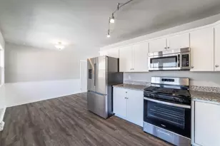 215 Crestwood Dr, Michigan City, IN 46360 - Photo 14