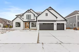 9720 Dunegrass Way, Saint John, IN 46373 - Photo 2