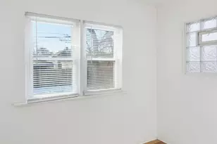 1128 Highland St, Hammond, IN 46320 - Photo 8