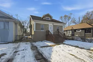 1128 Highland St, Hammond, IN 46320 - Photo 2