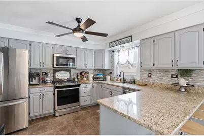 401 N Lillian Street, Griffith, IN 46319 - Photo 8