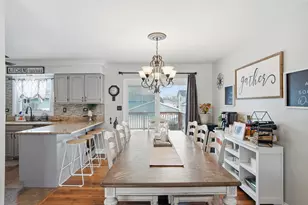 401 N Lillian St, Griffith, IN 46319 - Photo 6