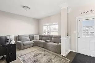 13333 Sky Dr, Dyer, IN 46311 - Photo 2