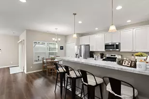 1062 E 115th Ct, Crown Point, IN 46307 - Photo 8