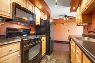 9210 Woodward Ave, Highland, IN 46322 - Photo 10