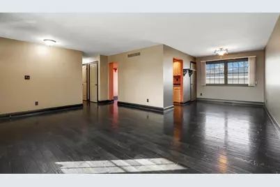 9210 Woodward Avenue, Highland, IN 46322 - Photo 6