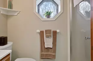 2930 Crabapple Ln, Hobart, IN 46342 - Photo 20