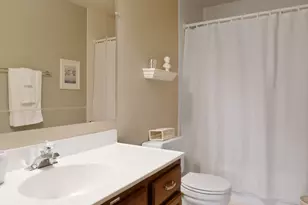 2930 Crabapple Ln, Hobart, IN 46342 - Photo 16