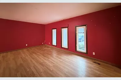 4344 N Lakeshore Drive, Crown Point, IN 46307 - Photo 6