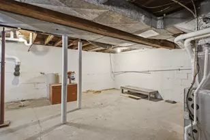 512 Hill St, La Porte, IN 46350 - Photo 26