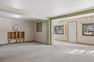 512 Hill St, La Porte, IN 46350 - Photo 10