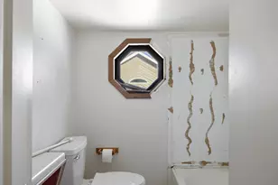 512 Hill St, La Porte, IN 46350 - Photo 24