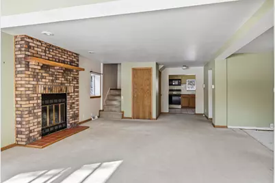 512 Hill Street, La Porte, IN 46350 - Photo 4