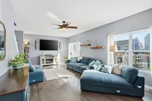 13209 Roosevelt Pl, Crown Point, IN 46307 - Photo 4