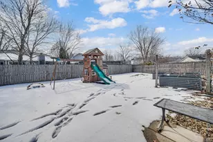 2545 Tulip Ln, Hobart, IN 46342 - Photo 22