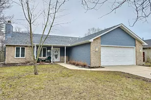 2545 Tulip Ln, Hobart, IN 46342 - Photo 1