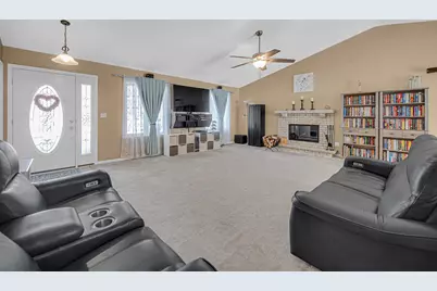 2545 Tulip Lane, Hobart, IN 46342 - Photo 4