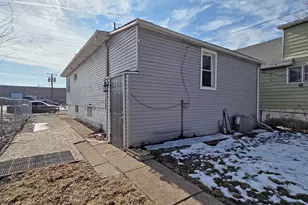 1127 164th Pl, Hammond, IN 46320 - Photo 4