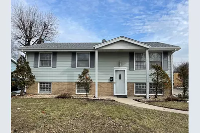 937 N Wood Avenue, Griffith, IN 46319 - Photo 1