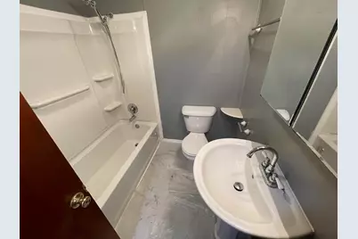 937 N Wood Avenue, Griffith, IN 46319 - Photo 10