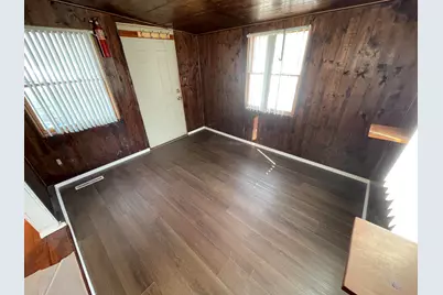 937 N Wood Avenue, Griffith, IN 46319 - Photo 6